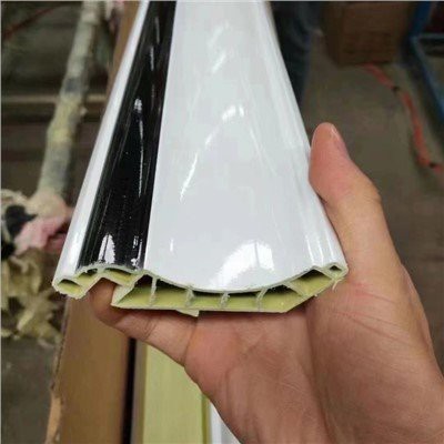 Kumush chiziqli PVX profil